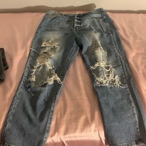 High waisted ripped Mom jeans